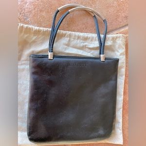 Nina Ricci Leather handbag Vintage Made in Italy Black with silver tone handles
